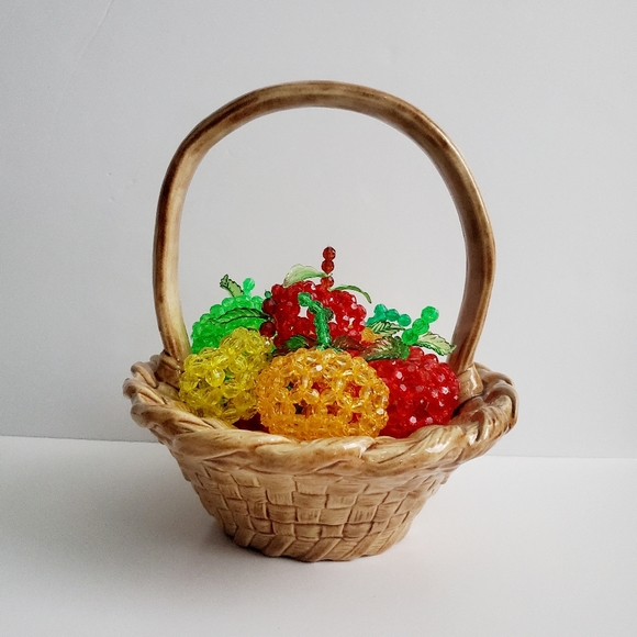 RARE VTG Woven Basket w/ Handle Ceramic Signed Beaded Fruits Included (7pcs) - Picture 8 of 16